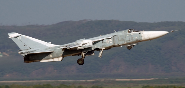 Су-24 - радянський фронтовий бомбардувальник 
